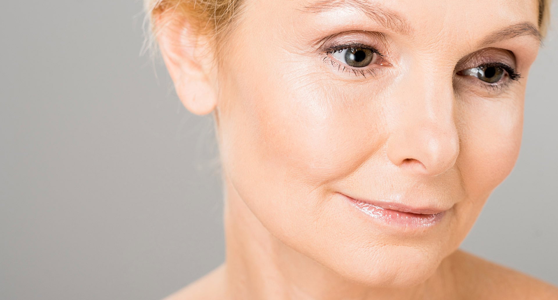 A beautiful mature woman with thin lips